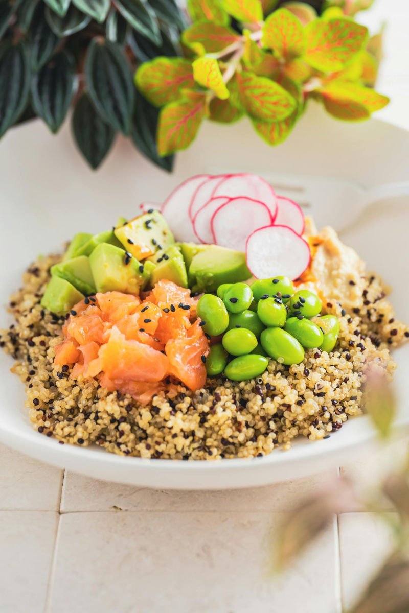 Low Carb Quinoa and Veggies - Photo by Polina Tankilevitch: https://www.pexels.com/photo/photo-of-sliced-vegetables-on-ceramic-plate-3872373/ 